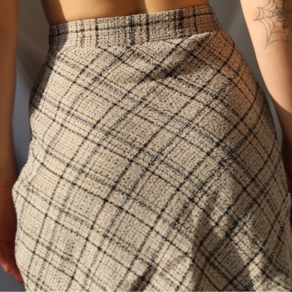 Kaki plaid skirt - Picture 3 of 7